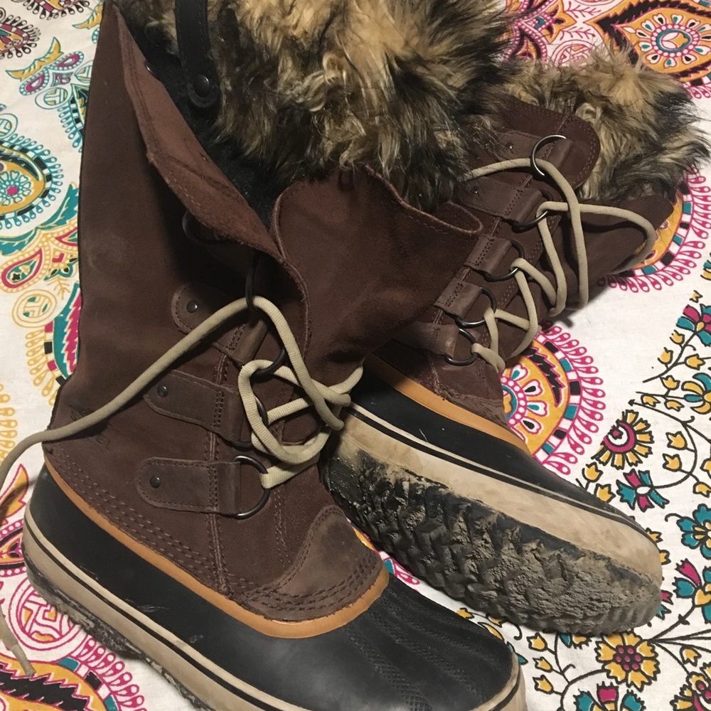 Sorel Joan of Arctic size 10 Females
